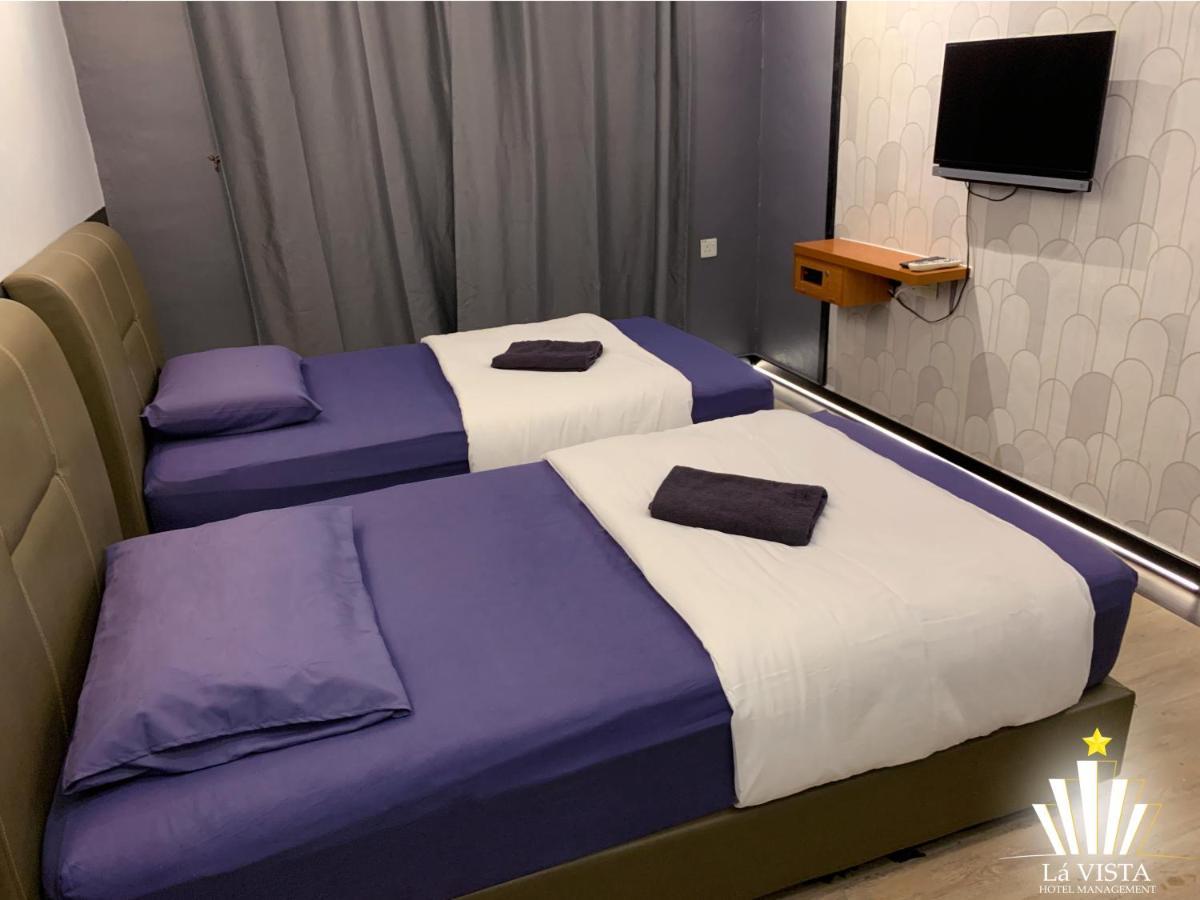 Malim Melaka Homestay Buitenkant foto
